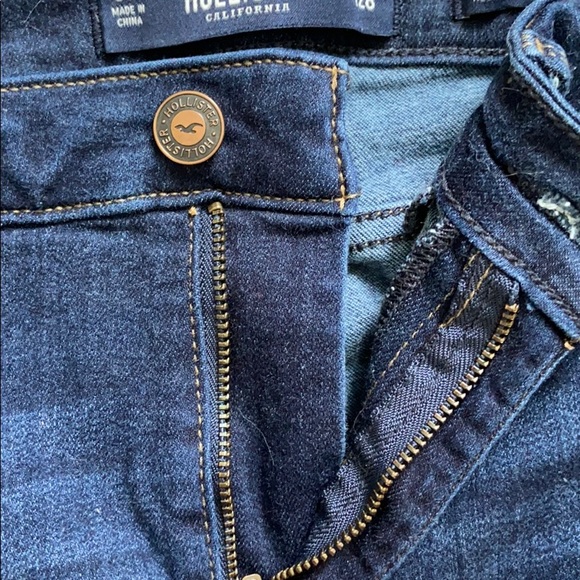 Dark Blue Hollister Jeans - Picture 3 of 4